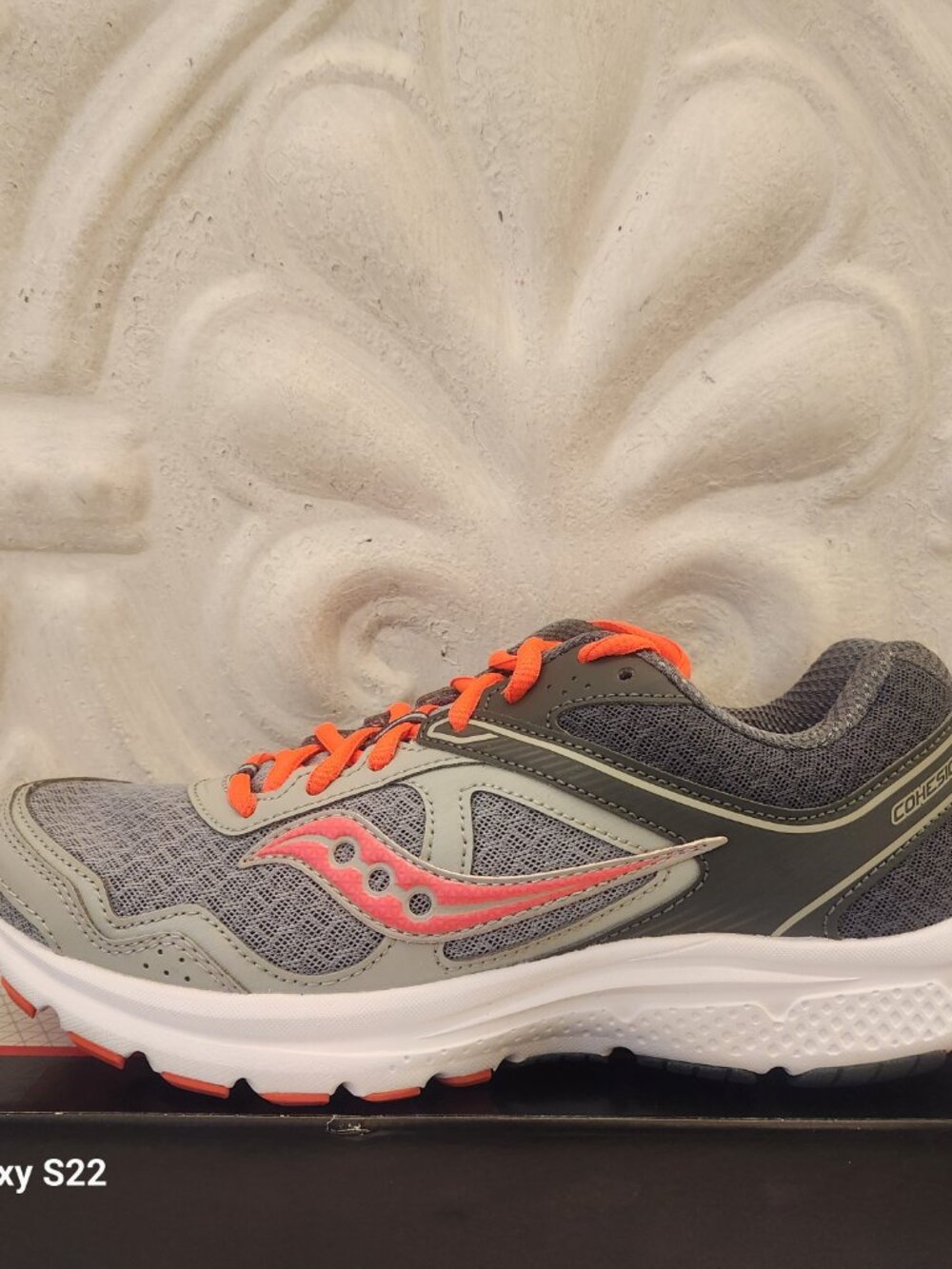 Saucony "Grid Cohesion 10" Hot coral/grey sneakers. NIB. Size 9 - Picture 2 of 10